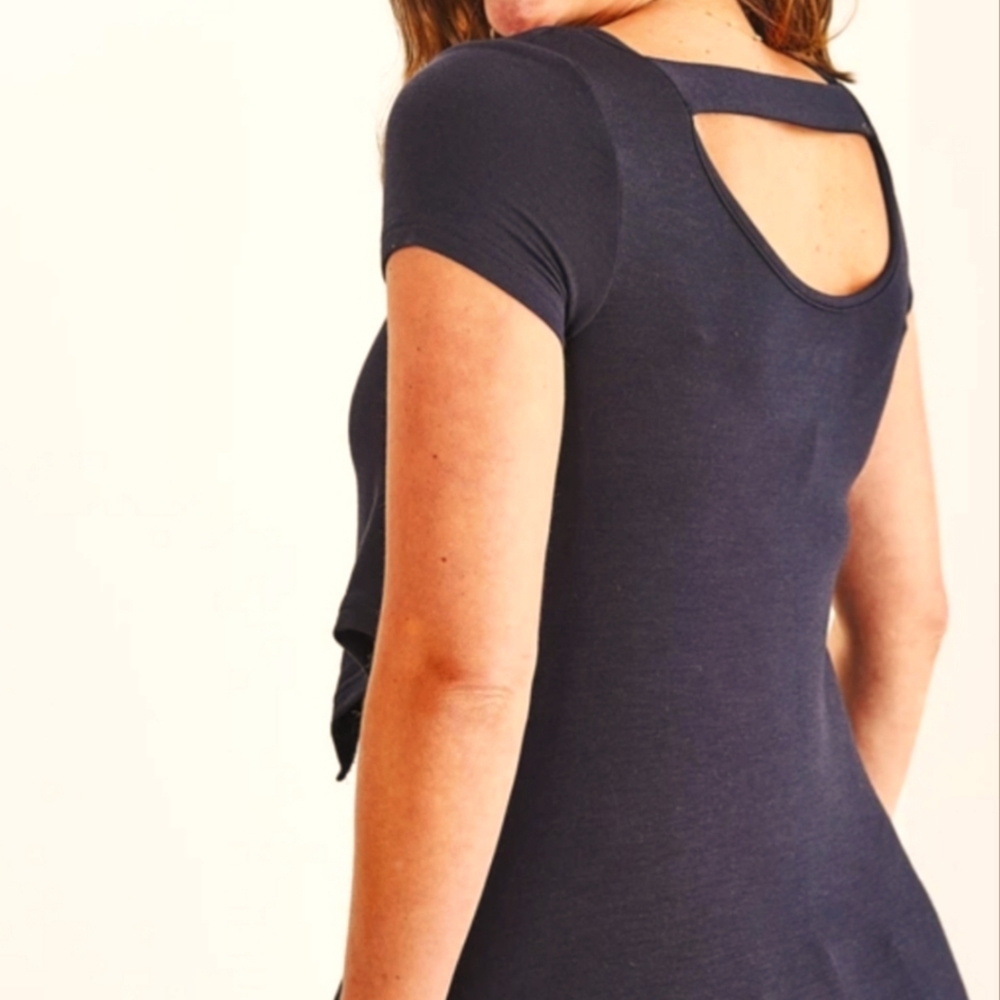 Latched Mama peek a boo tunic